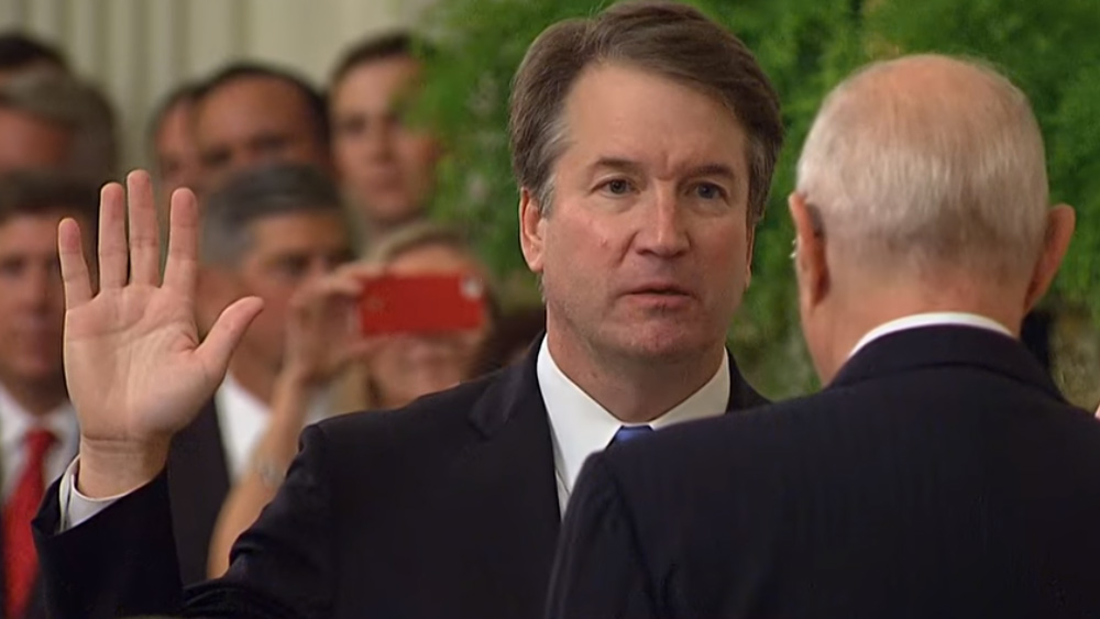 Image: Armed gunman attempts to murder Supreme Court Justice Brett Kavanaugh over Roe v. Wade
