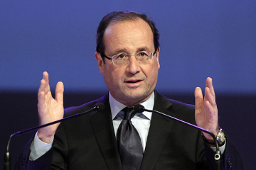 French Socialist presidential candidate Hollande gestures as he delivers a speech during the Futurapolis forum in Toulouse